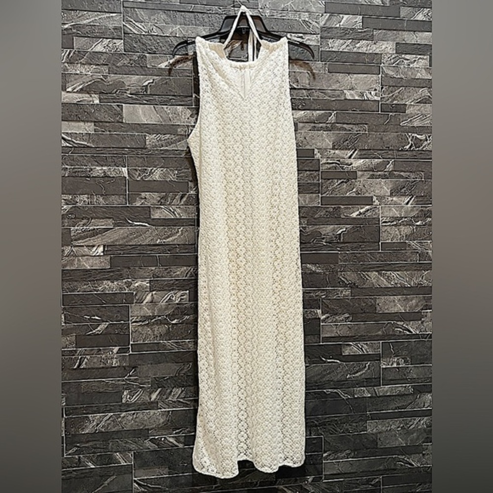 Sleeveless Crochet Dress